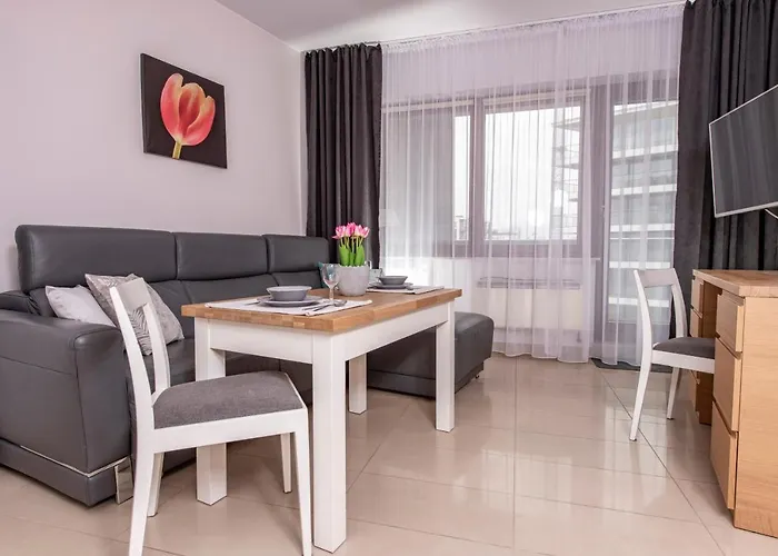 Prywatny Apartament 413 w Arka Medical Spa przy plaży